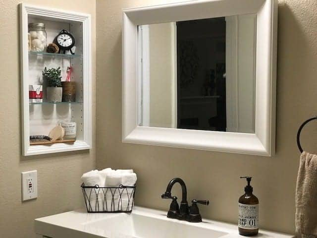 Newbury Cabinette